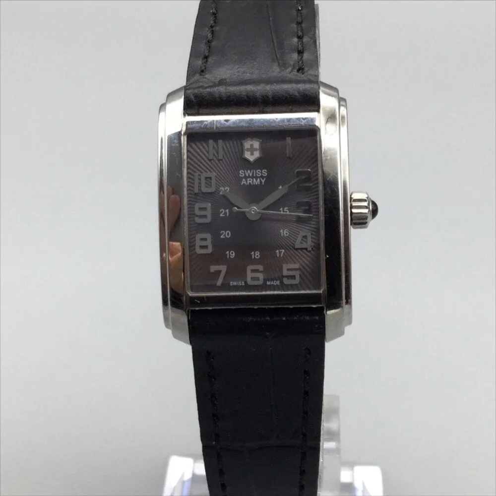 Victorinox Swiss Army Womens Watch 21mm Black Dial Leather New Battery